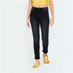 "Skinny Fit Dark Washed High-Rise Jeans "